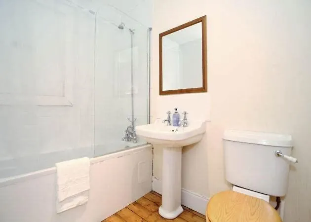 223 Rosemount Place Apartment Aberdeen